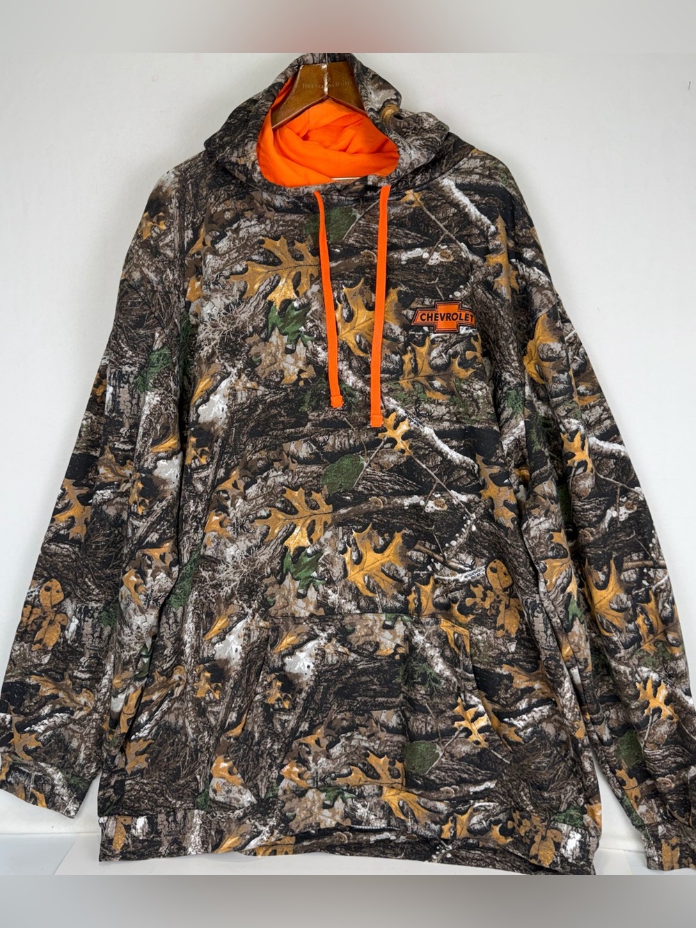 Buckhorn River x Chevrolet Men’s 3XLT Camo Hoodie Sweatshirt Vibrant Orange New